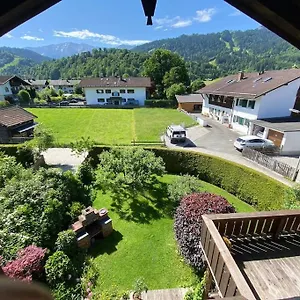 Schönes Dg Im Herzen Von Garmisch-Partenkirchen
